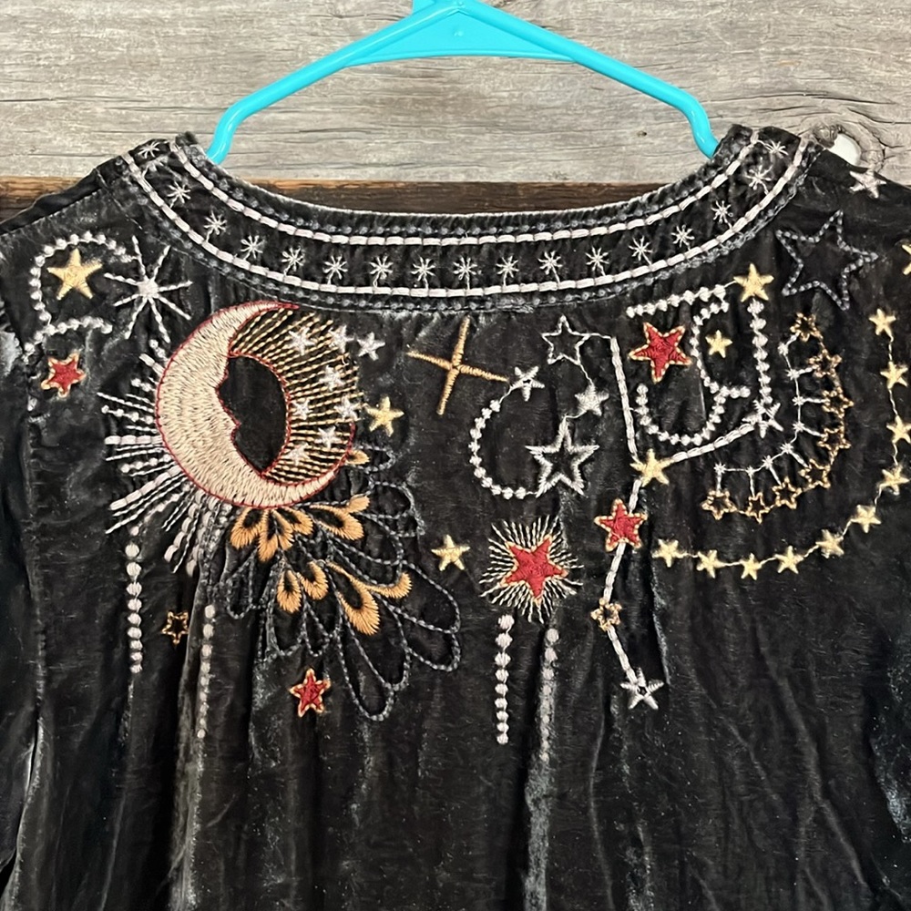 Johnny Was velvet tunic - Picture 7 of 7